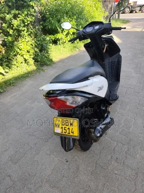 Honda Dio 2014 Motorbike (Used)