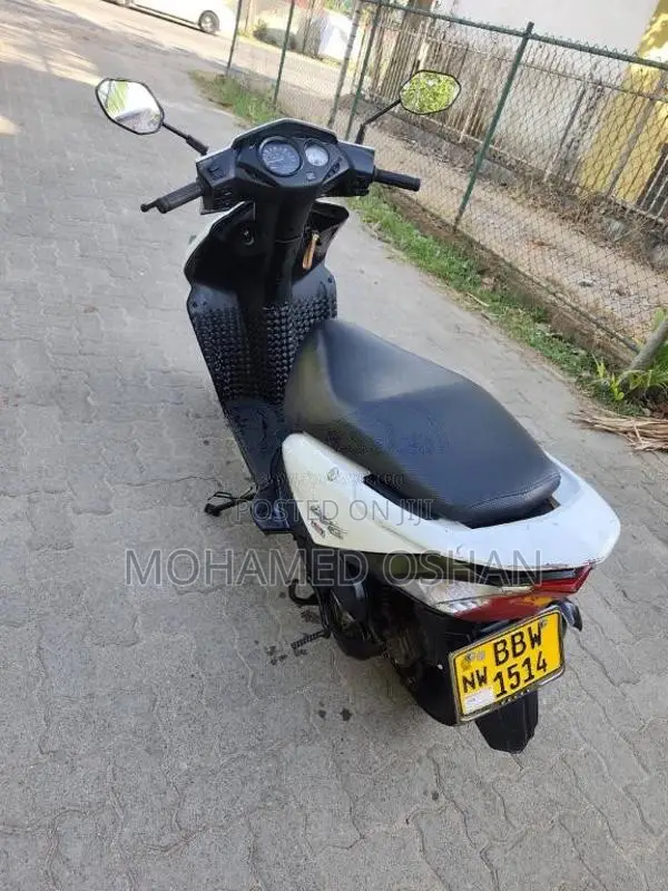 Honda Dio 2014 Motorbike (Used)
