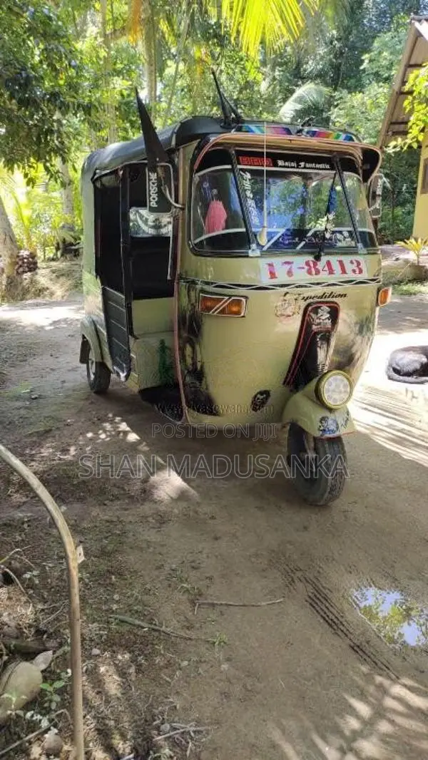 Bajaj 2 Stroke 1995 Three Wheel (Used)