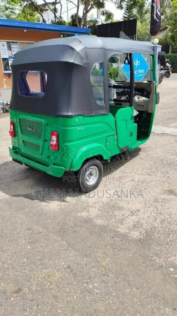 Bajaj 4 Stroke 2026 Three Wheel (Used)