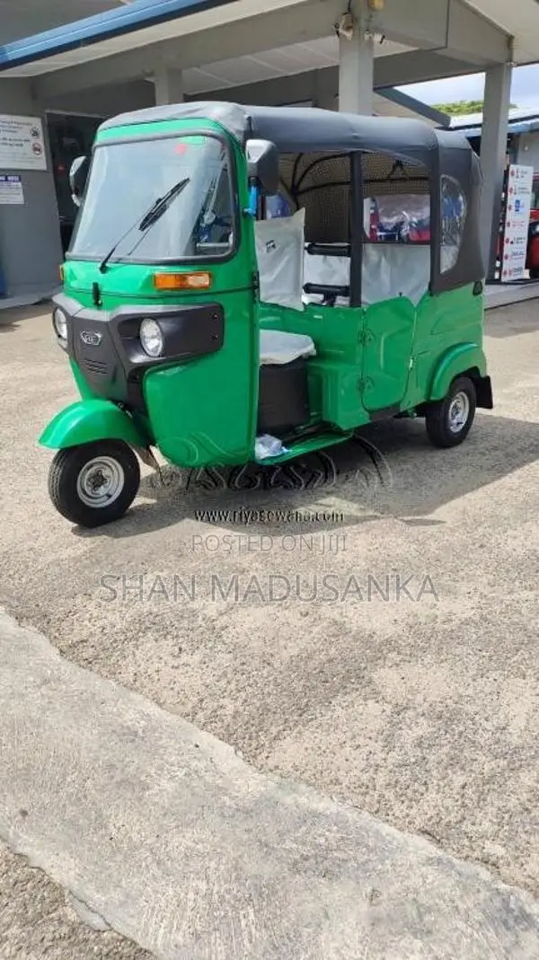 Bajaj 4 Stroke 2026 Three Wheel (Used)