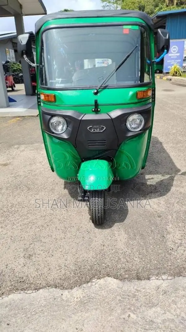 Bajaj 4 Stroke 2026 Three Wheel (Used)