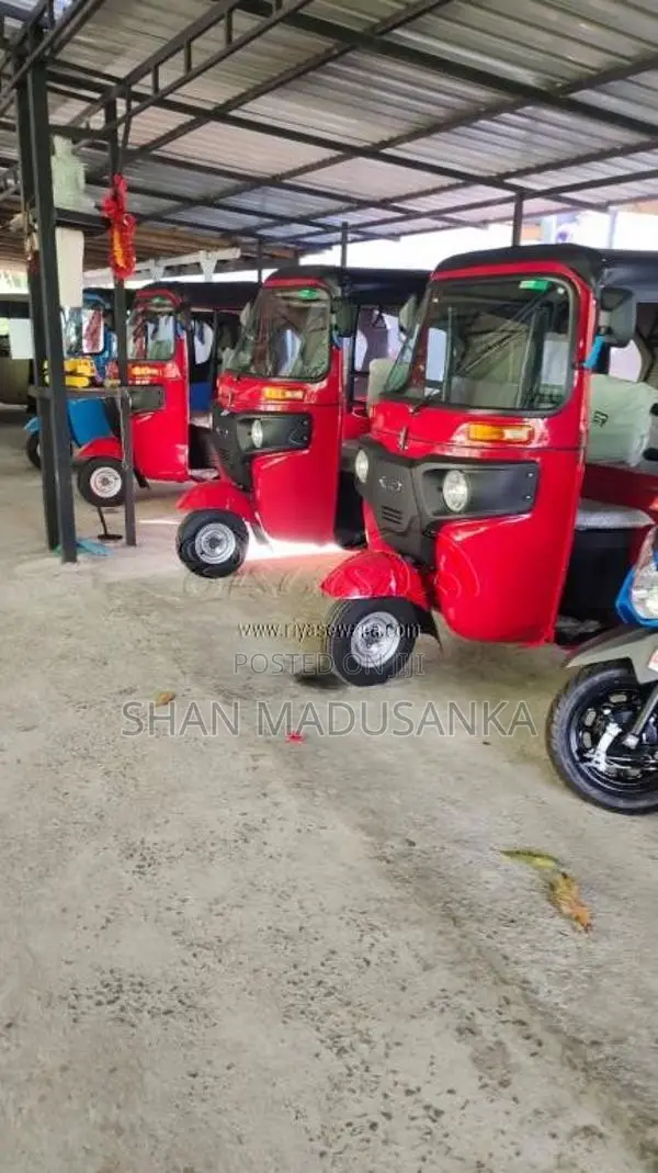 Bajaj 4 Stroke 2024 Three Wheel (Used)