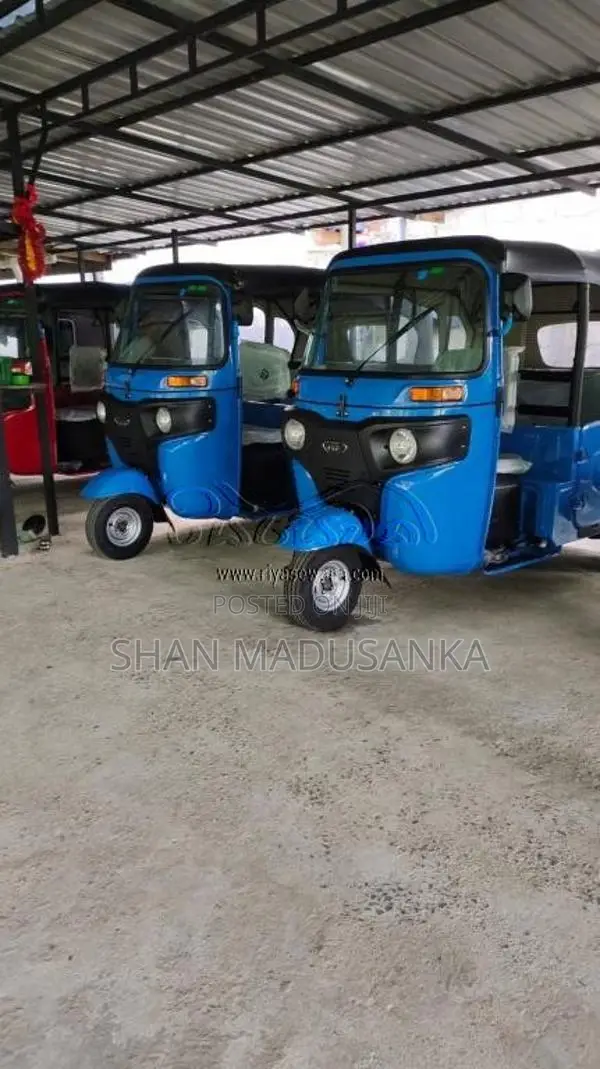 Bajaj 4 Stroke 2024 Three Wheel (Used)