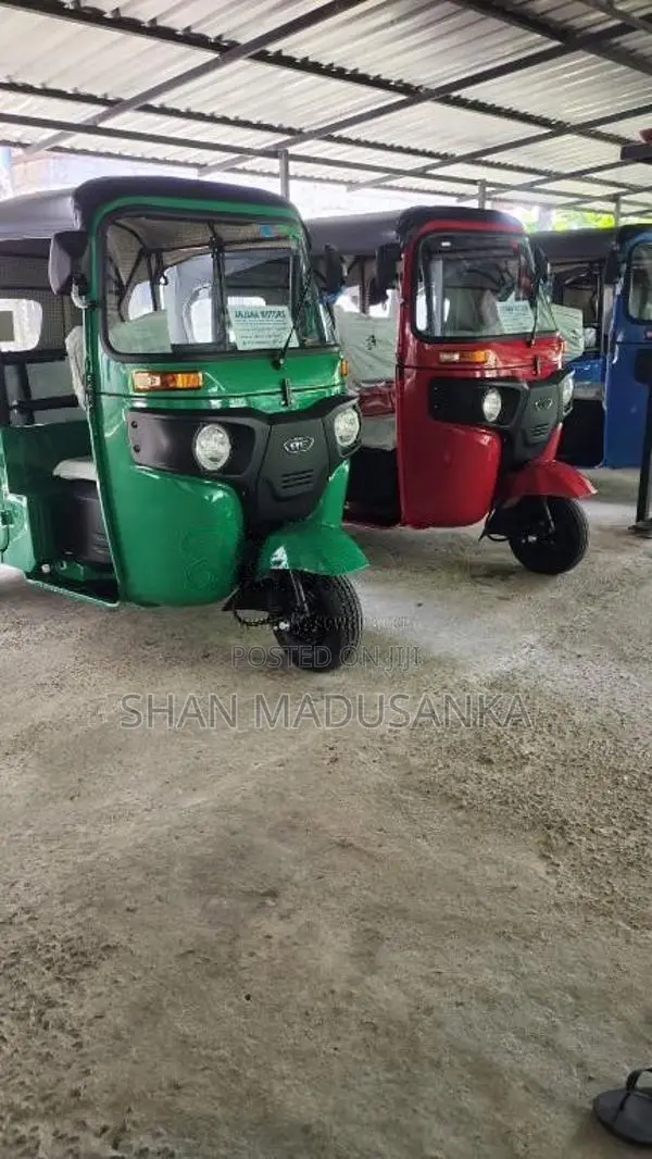 Bajaj 4 Stroke 2024 Three Wheel (Used)