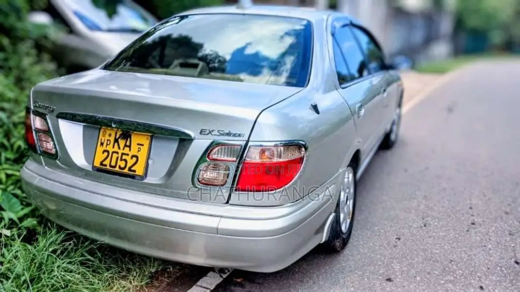 Nissan Bluebird Sylphy 2001 Car (Used)