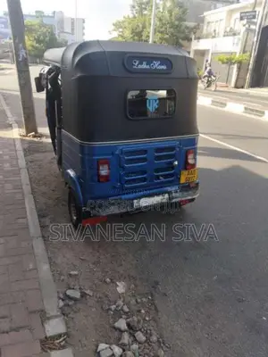Bajaj 4 Stroke 2012 Three Wheel (Used)