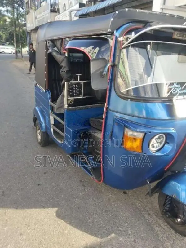 Bajaj 4 Stroke 2012 Three Wheel (Used)