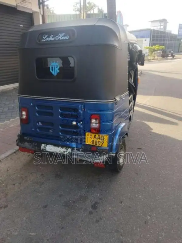 Bajaj 4 Stroke 2012 Three Wheel (Used)