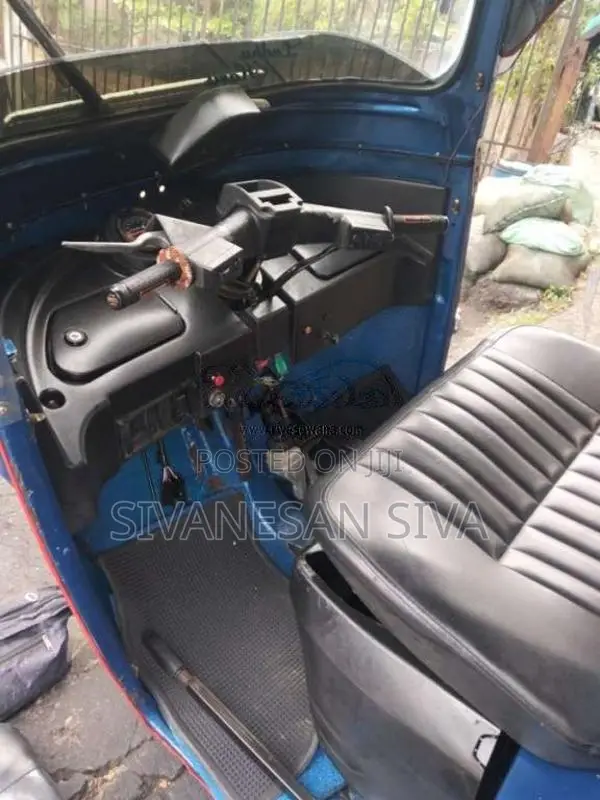 Bajaj 4 Stroke 2012 Three Wheel (Used)