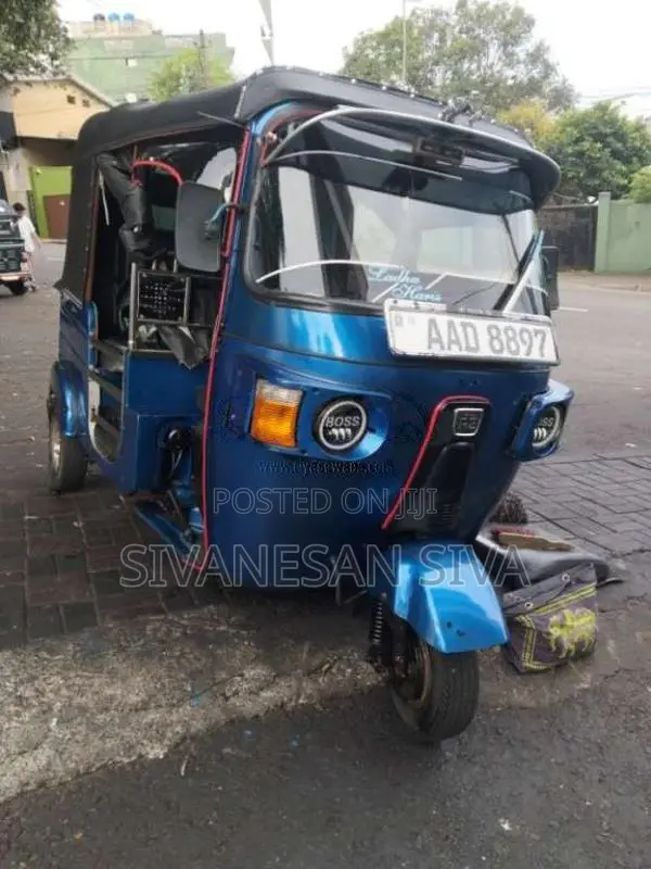 Bajaj 4 Stroke 2012 Three Wheel (Used)
