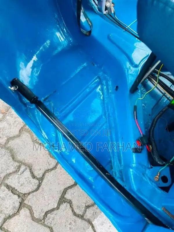 Bajaj 2 Stroke 2006 Three Wheel (Used)