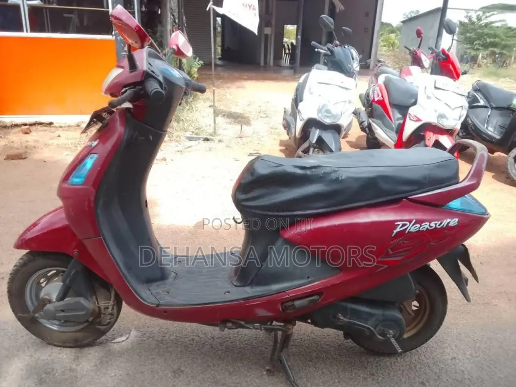 Hero Pleasure 2013 Motorbike (Used)