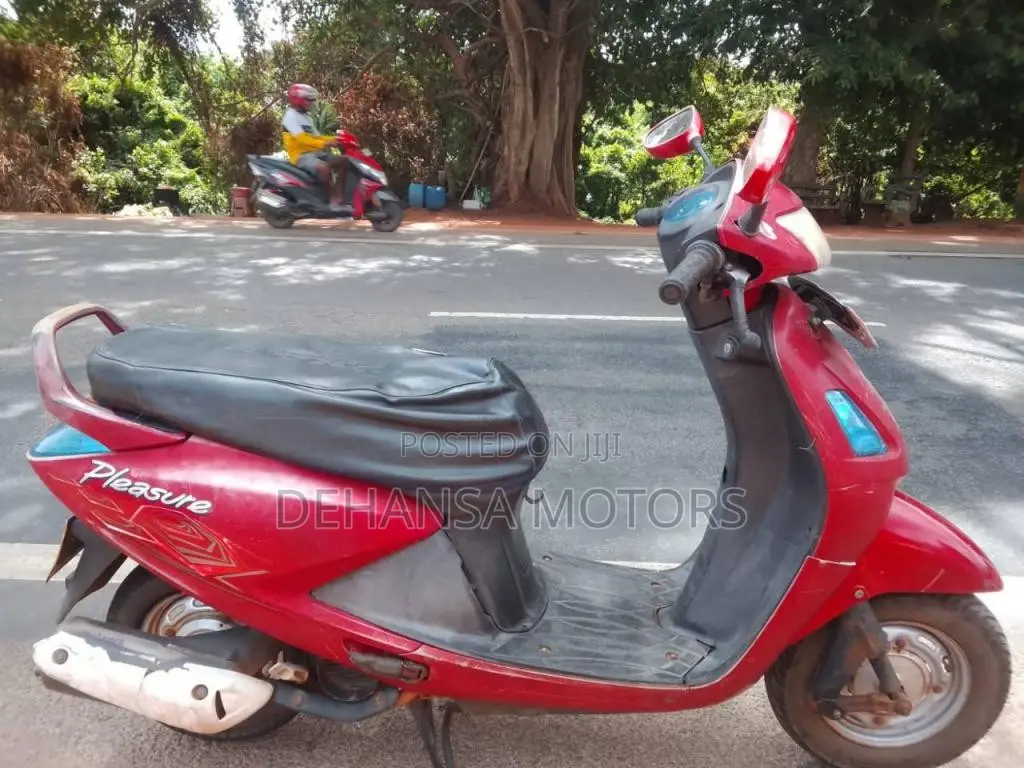 Hero Pleasure 2013 Motorbike (Used)