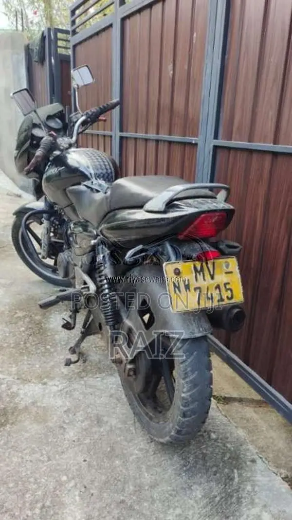 Bajaj 180 Pulsar 2007 Motorbike (Used)