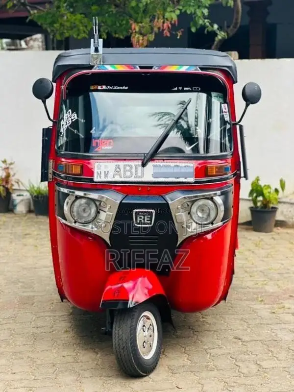 Bajaj RE 205 2015 Three Wheel (Used)