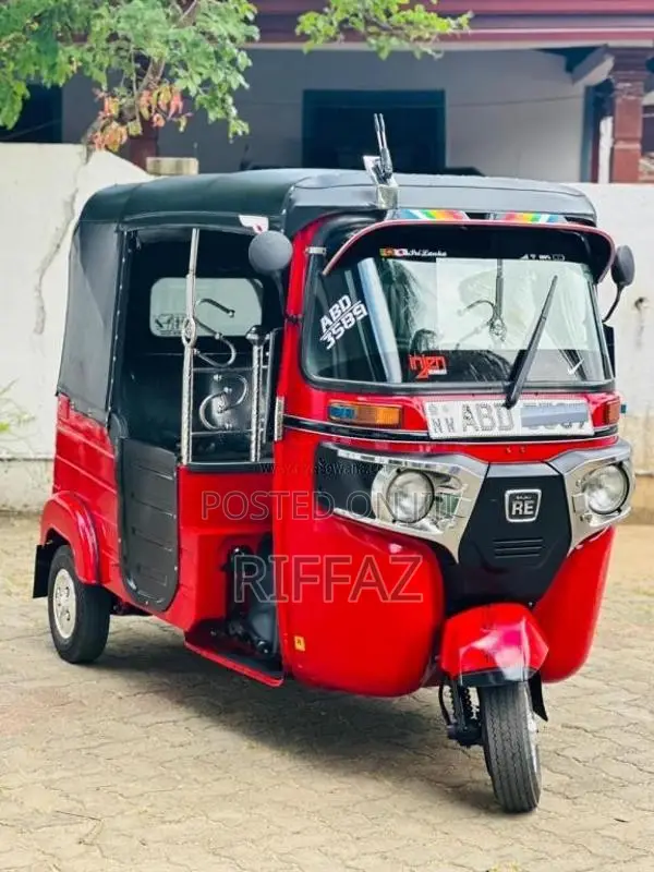 Bajaj RE 205 2015 Three Wheel (Used)
