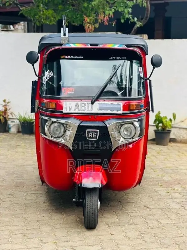 Bajaj RE 205 2015 Three Wheel (Used)
