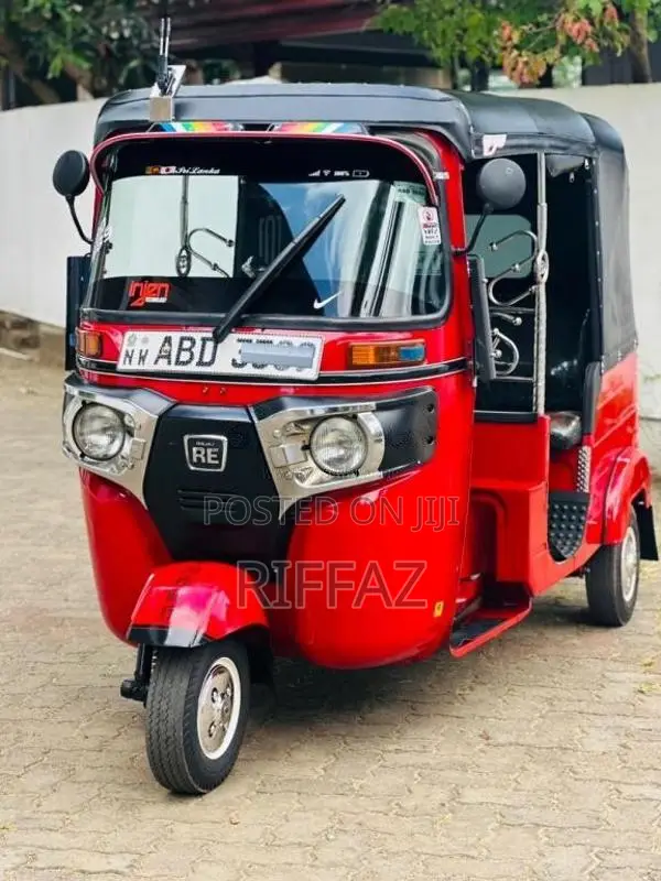 Bajaj RE 205 2015 Three Wheel (Used)