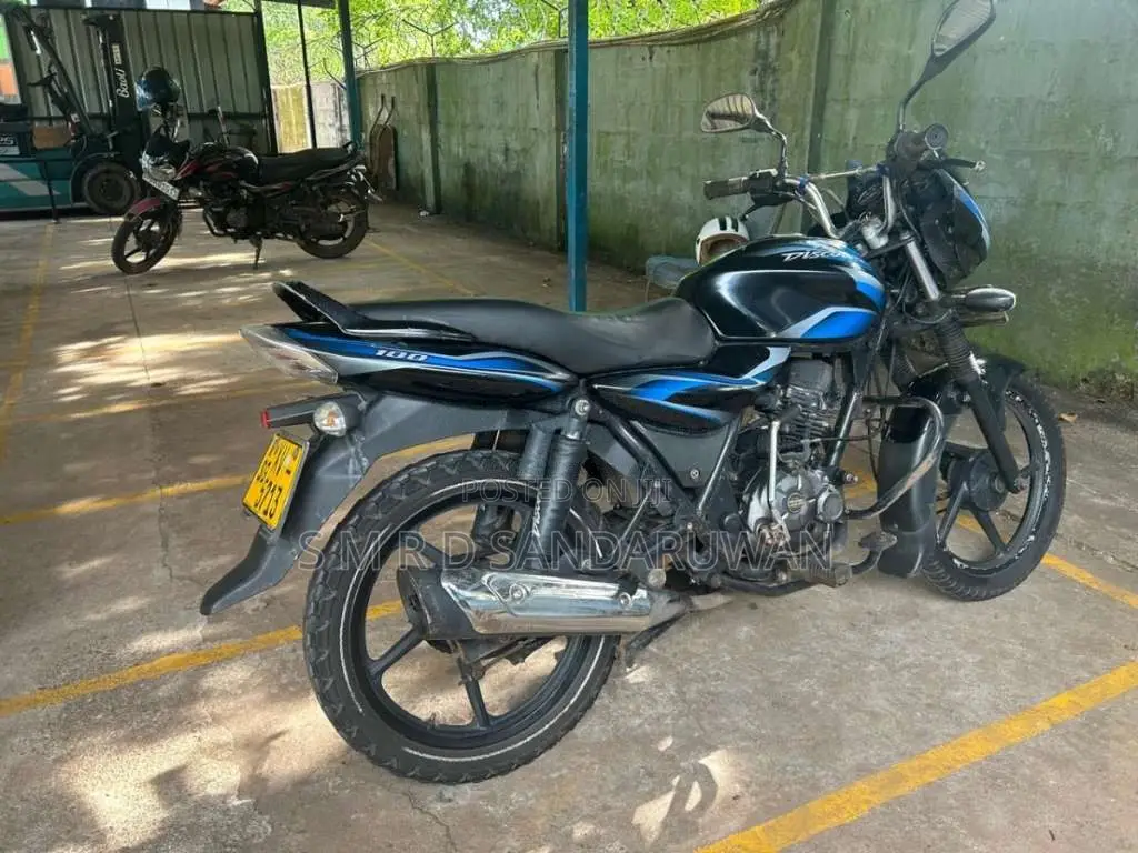 Bajaj Discover 2012 Motorbike (Used)