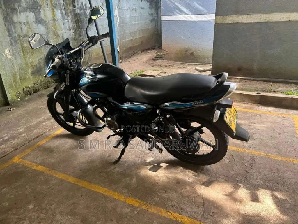 Bajaj Discover 2012 Motorbike (Used)