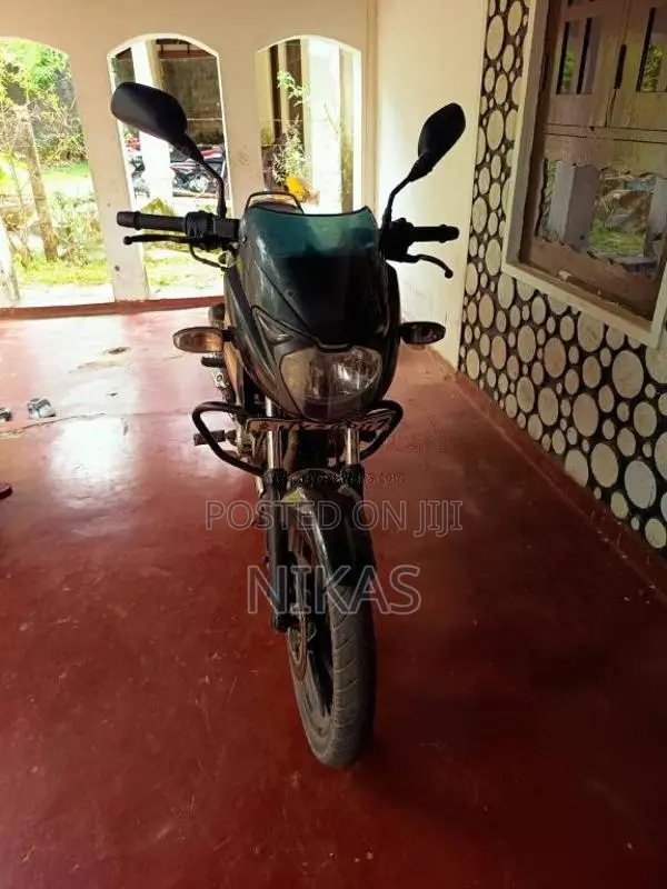 Bajaj Pulsar 2011 Motorbike (Used)