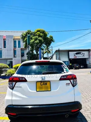 Honda Vezel RS 2017 SUV (Used)