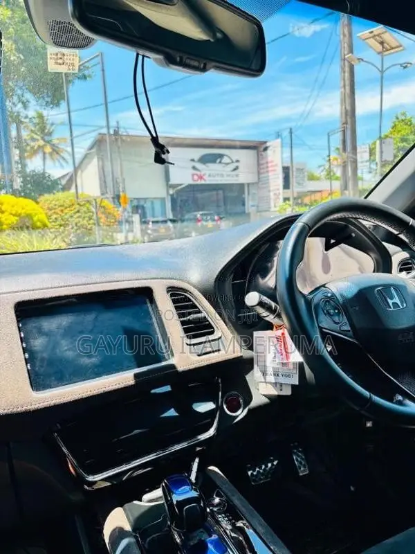 Honda Vezel RS 2017 SUV (Used)