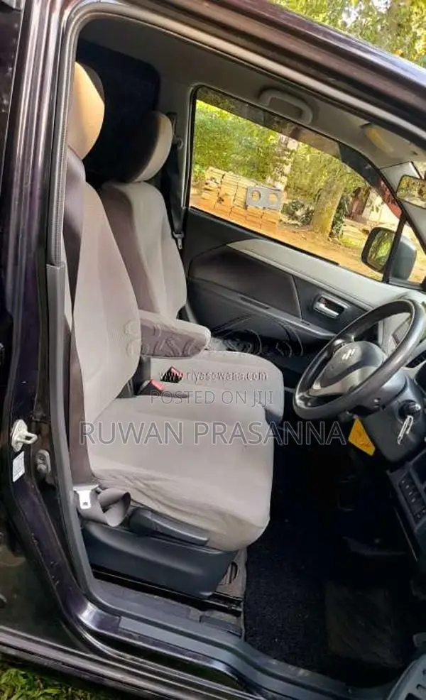 Suzuki Wagon R FZ 2014 Car (Used)
