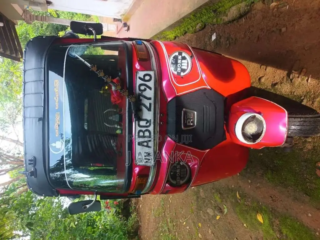 Bajaj 4 stroke 2017 Three Wheel (Used)