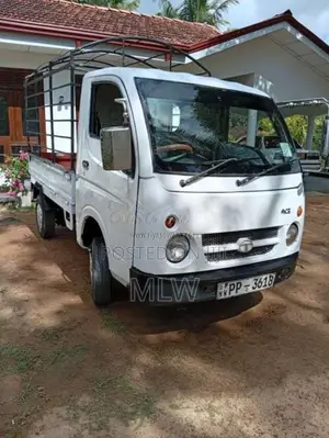 Tata Dimo Batta 2010 Lorry (Used)