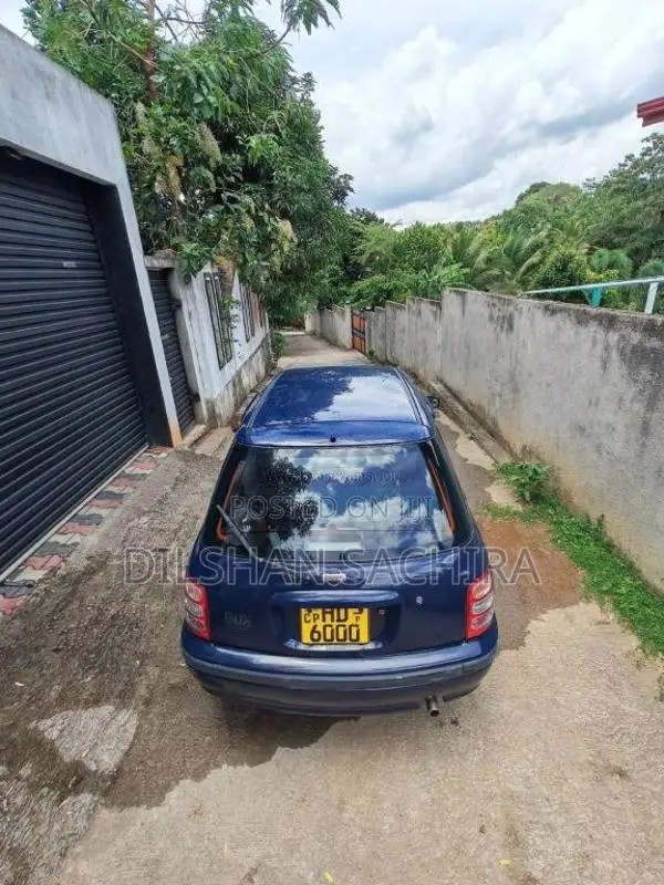 Nissan K11 Box Model 2003 Car (Used)