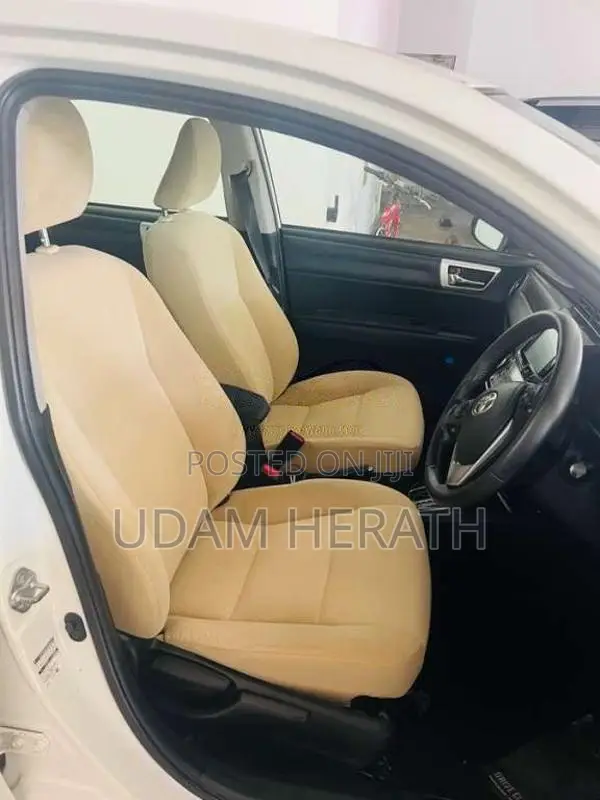 Toyota Axio 2015 Car (Used)