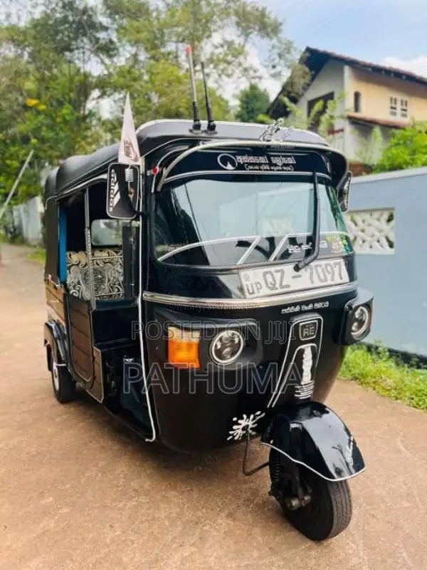 Bajaj 4 Stroke 2010 Three Wheel (Used)