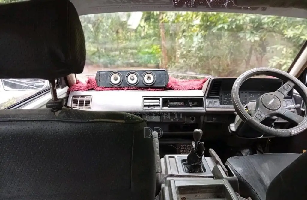 Nissan Vanette 1987 Van (Used)
