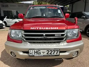Mitsubishi Pajero Io 4WD 2000 SUV (Used)