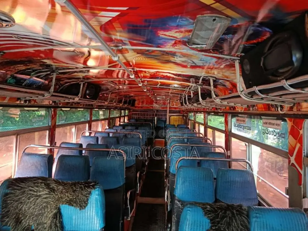 Ashok-Leyland Viking 2010 Bus (Used)