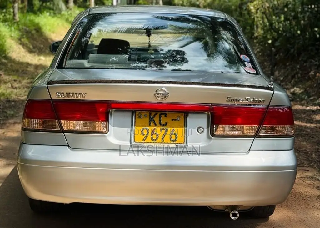 Nissan FB15 SUPER SALOON 2002 Car (Used)