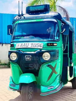 Bajaj FL 205 2015 Three Wheel (Used)