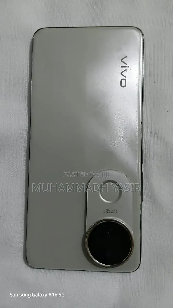 Vivo V50e 256 GB White