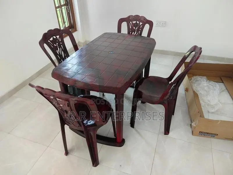 New Plastic Dining Table with Chair 4