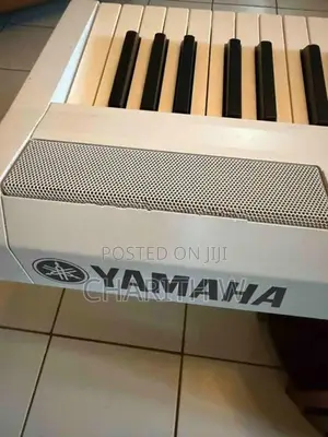 Yamaha P-115 Digital Piano