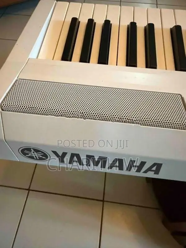 Yamaha P-115 Digital Piano