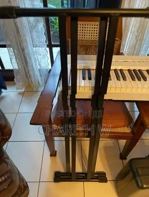 Yamaha P-115 Digital Piano