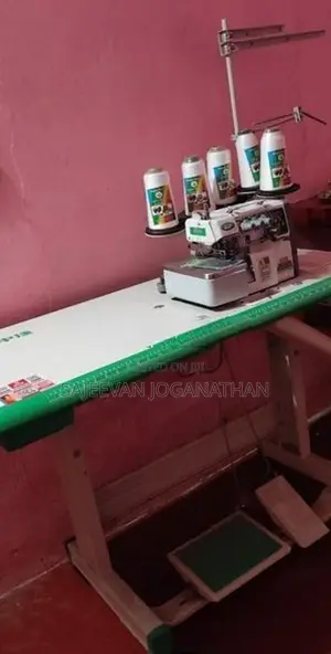 Zoje 2 Needle 5 Thread Overlock Machine
