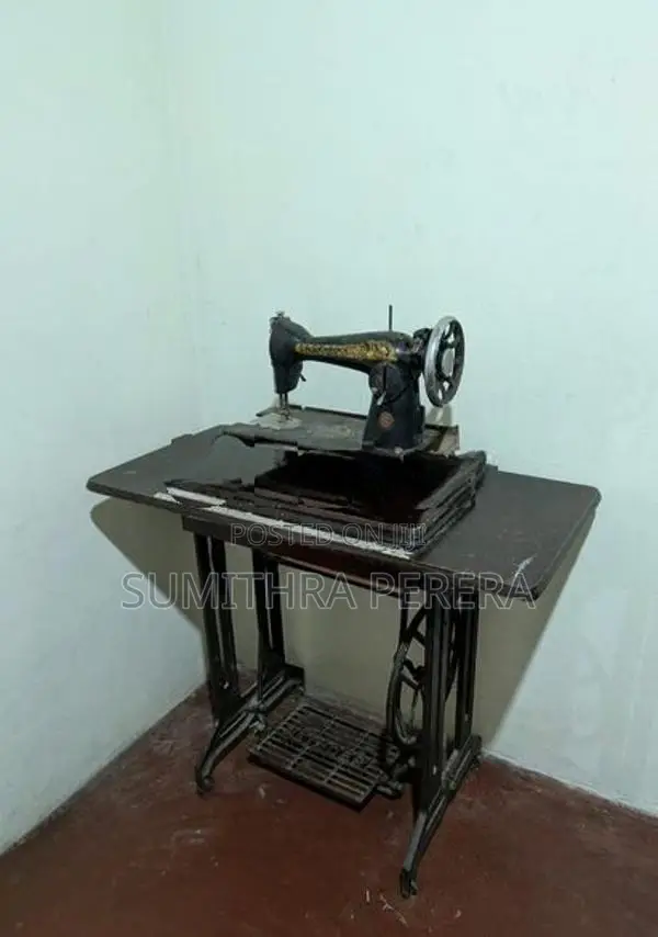 Singer Sewing Machine