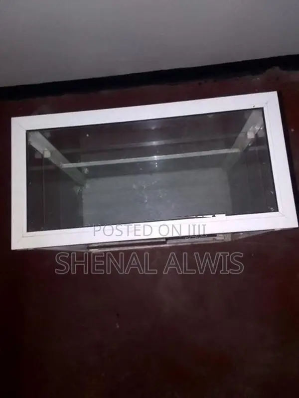 Display Glass Showcase