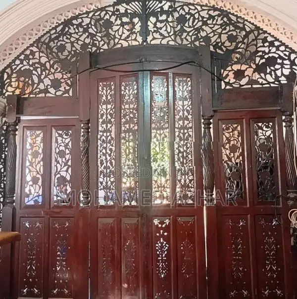 Furniture Gate