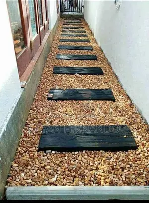 Malaysian Grass Pidali With Carpet