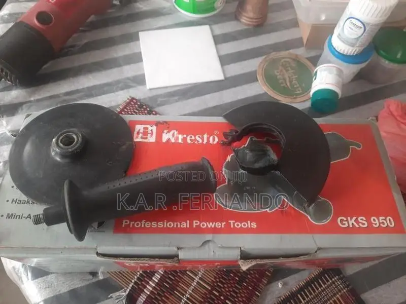 Keston 870 W Angle Grinder 4.5"